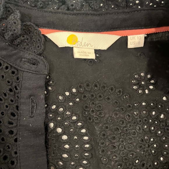 Elegant Black Lace Trim Women's Top - Picture 4 of 4